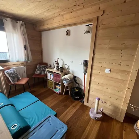 Joli Au Calme Avec Poele A Bois, 4 Et Cuisine Equipee - Fr-1-593-84 בקתה *